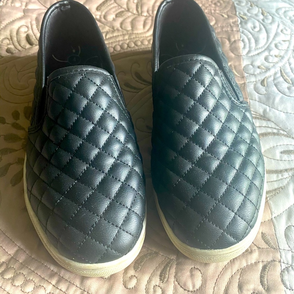 Girls size 4 Cat and Jack